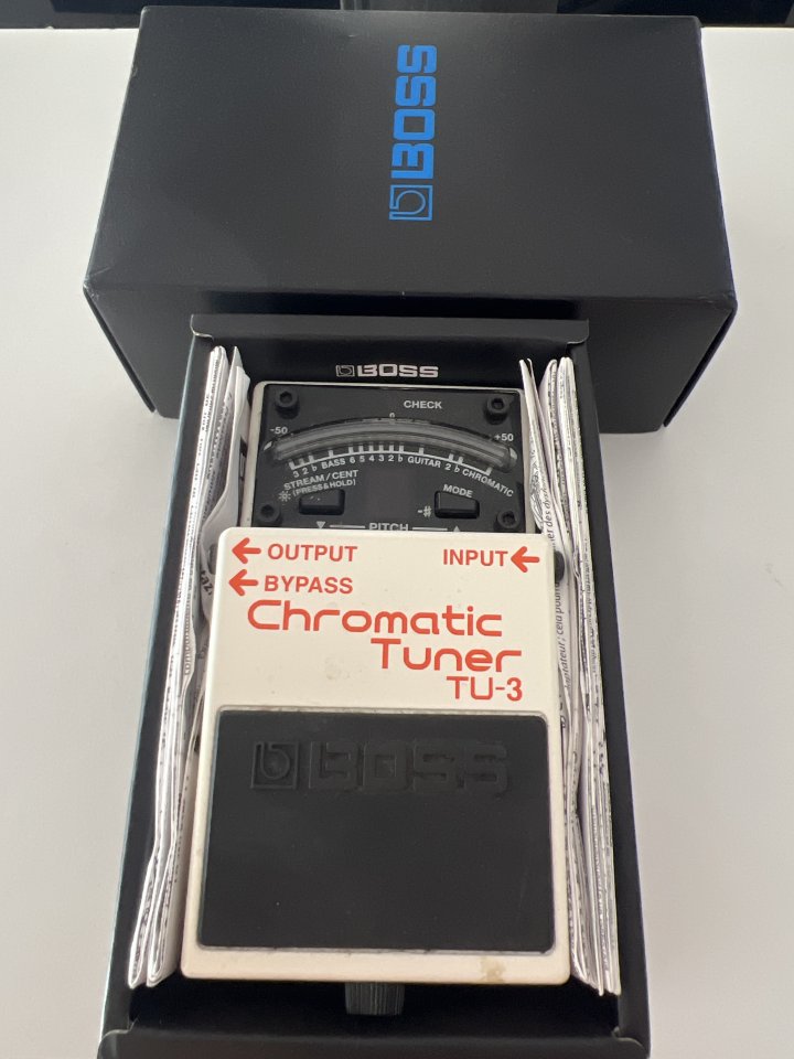 Afinador Boss TU-3