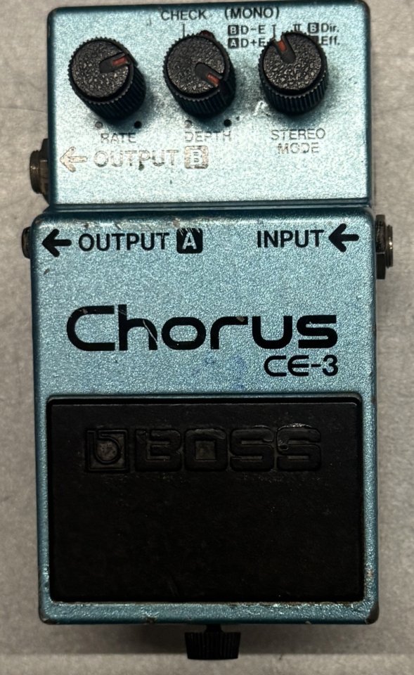 Boss CE-3 Chorus Vintage Made in Japan (1983) – Caja y manual