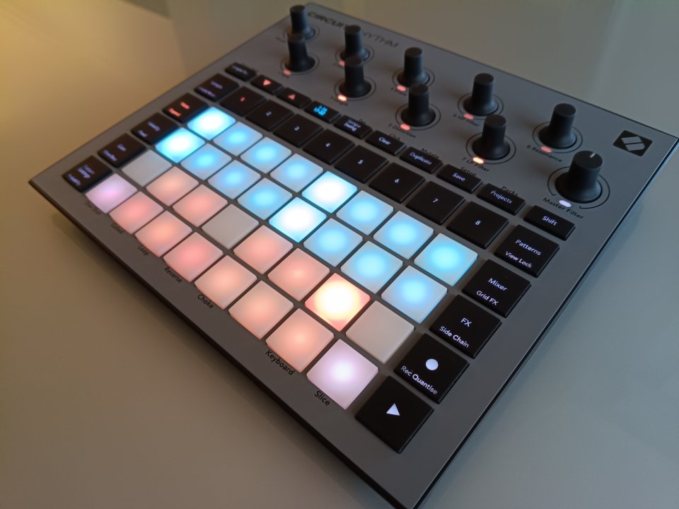 Novation Circuit Rhythm de segunda mano · Foto 4 de 5 · Zamora · 225 €