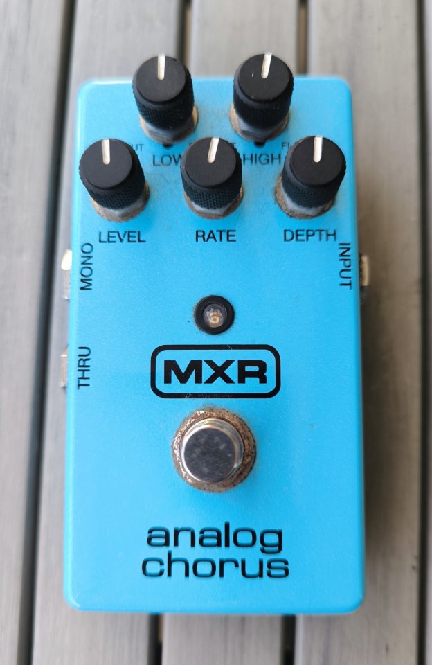 ¡Rebajado! MXR Analog chorus PVP 122€