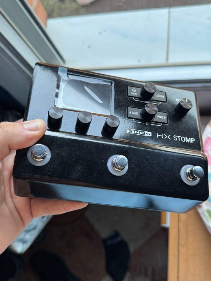Line 6 Hx Stomp de segunda mano · Foto 2 de 5 · Valencia · 425 €