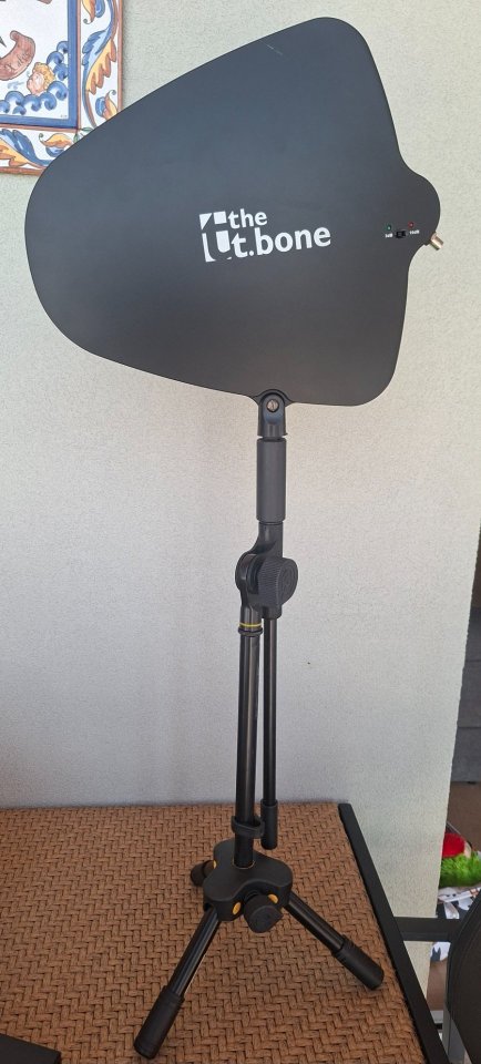 Amplificador antena t.bone de segunda mano · Foto 2 de 5 · Barcelona · 350 €