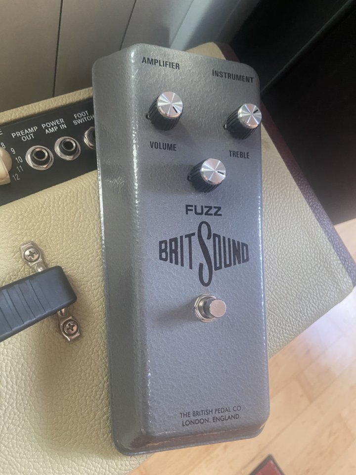 Pedal Fuzz MK II BritSound de segunda mano · Foto 5 de 6 · Valencia · 275 €