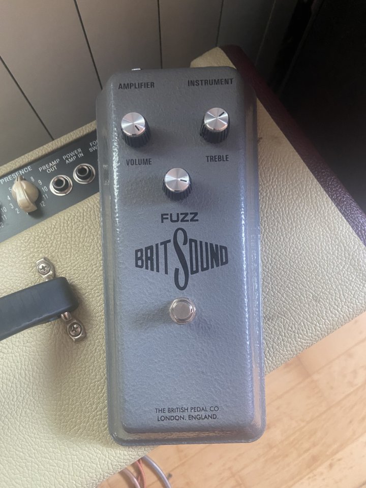 Pedal Fuzz MK II BritSound de segunda mano · Foto 6 de 6 · Valencia · 275 €