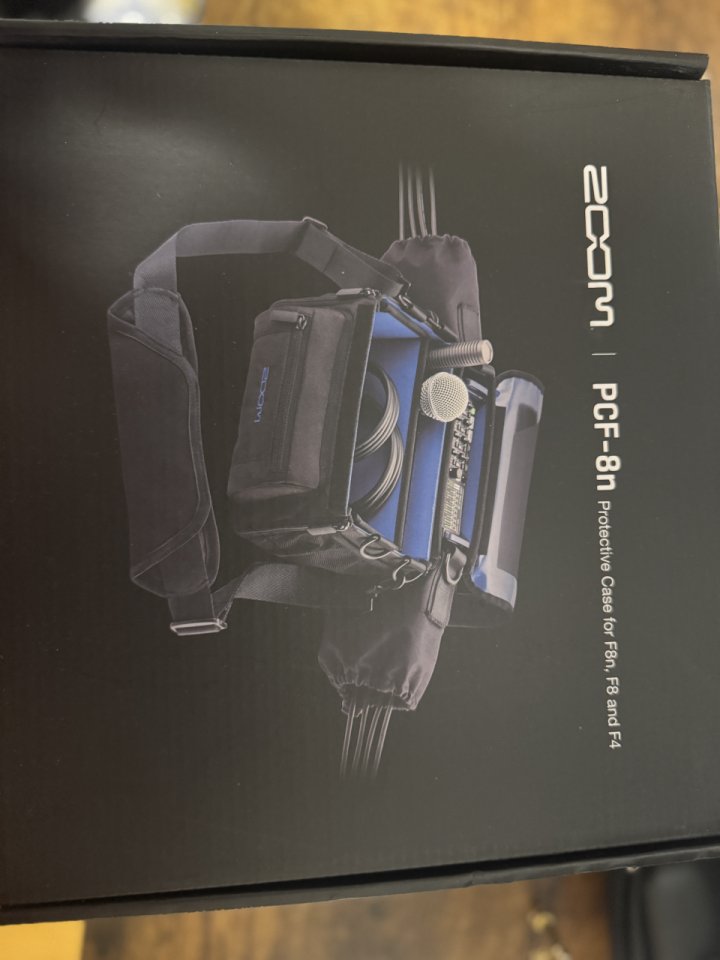 Grabadora ZOOM f8n de segunda mano · Foto 6 de 6 · Madrid · 650 €