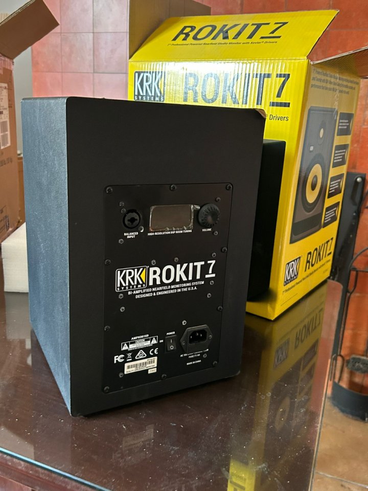 KRK Rokit 7 G4 de segunda mano · Foto 7 de 7 · Huelva · 320 €
