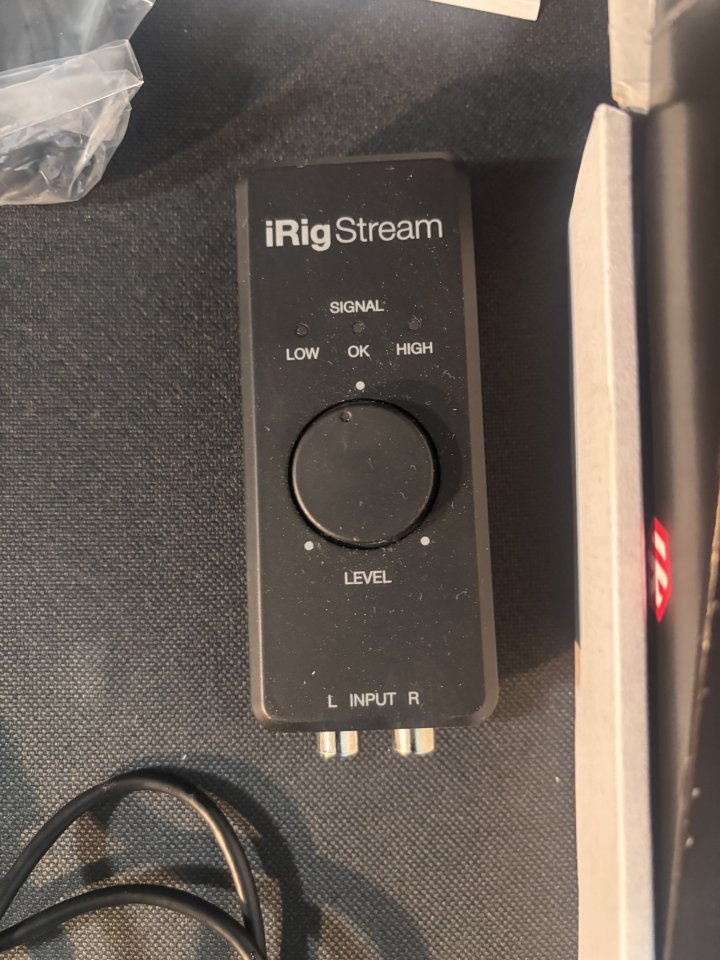IK Multimedia iRig Stream