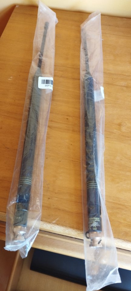 Antenas Shure 470-452 Mhz NUEVAS de segunda mano · Foto 1 de 2 · Barcelona · 70 €