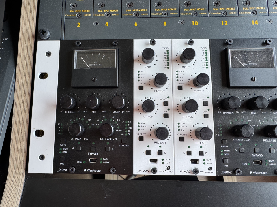 WesAudio _mimas (4 unidades)