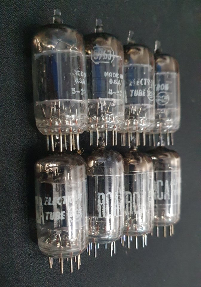 Válvula previo RCA 5963 (12AU7 / ECC82) NOS Long Black Plate de segunda mano · Foto 3 de 3 · Alicante · 65 €