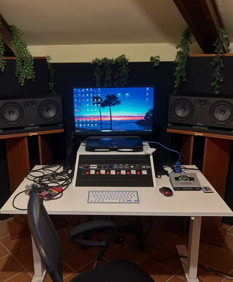Warm Audio WA73 EQ (Neve 1073) Preamp de segunda mano · Foto 2 de 2 · Huelva · 690 €