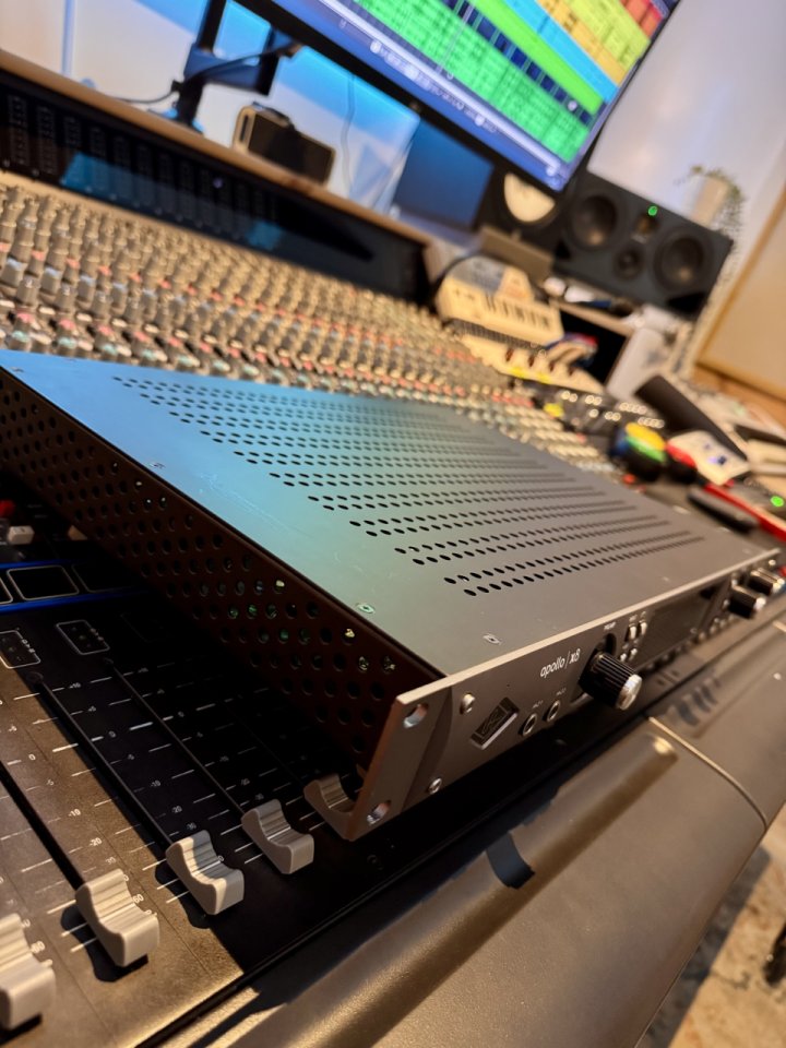 Universal Audio Apollo x8 + Extras de segunda mano · Foto 4 de 8 · Murcia · 1700 €