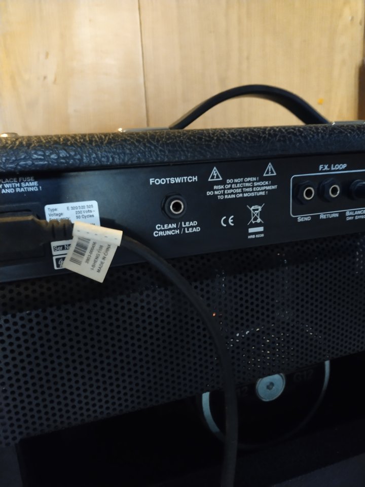 Amplificador ENGL Thunder 50 de segunda mano · Foto 5 de 5 · Valencia · 379 €