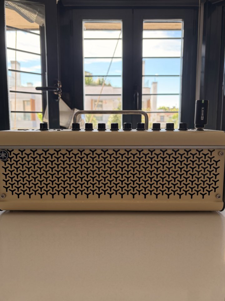 Amplificador Yamaha THR30II + Relay G10T de segunda mano · Foto 8 de 8 · Madrid · 440 €