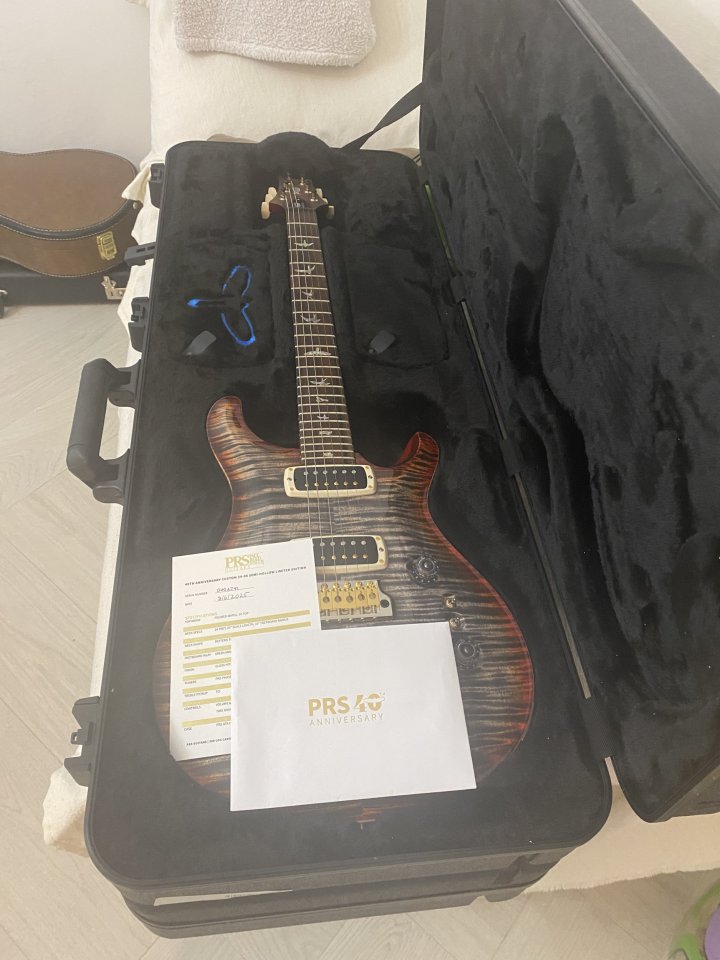 !Nueva PRS 24Custom 40Anniversary Semi-Hollow