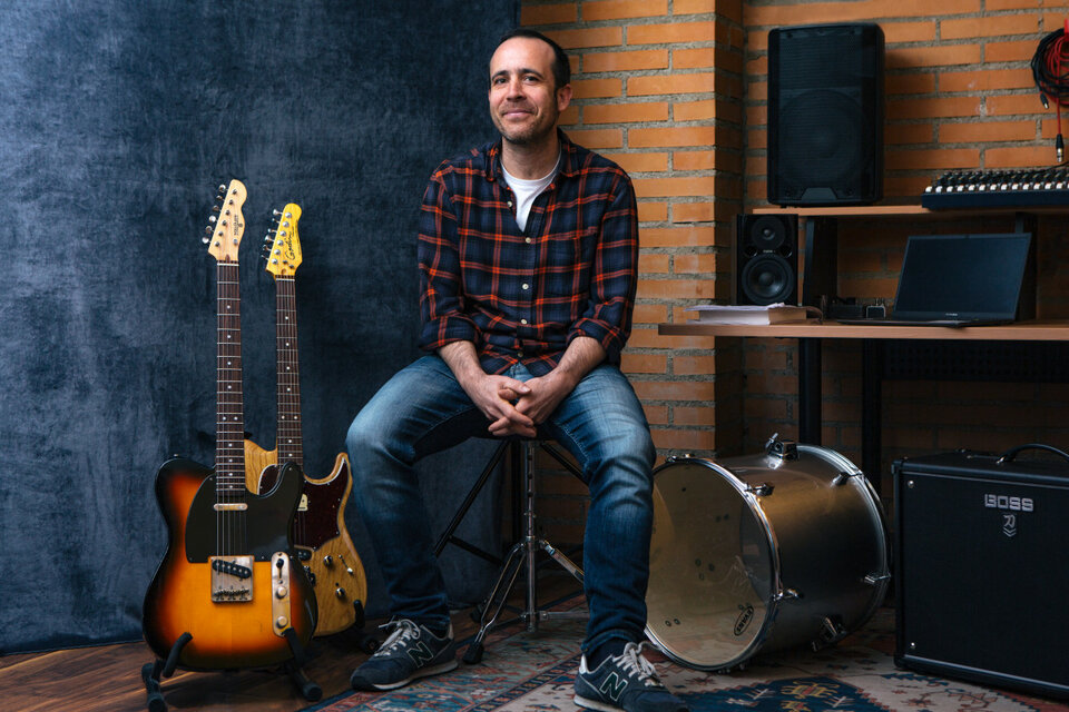 CLASES DE GUITARRA (Locales Underground)