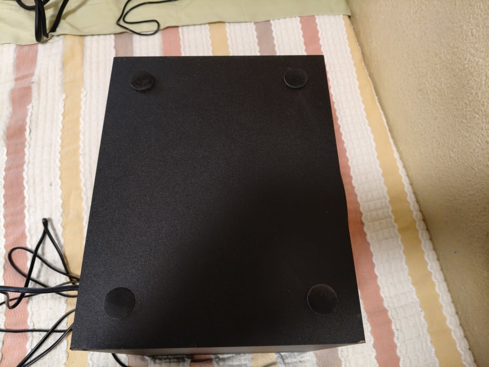 Altavoces PC "Logitech Z623" 200W RMS de segunda mano · Foto 6 de 9 · Madrid · 75 €