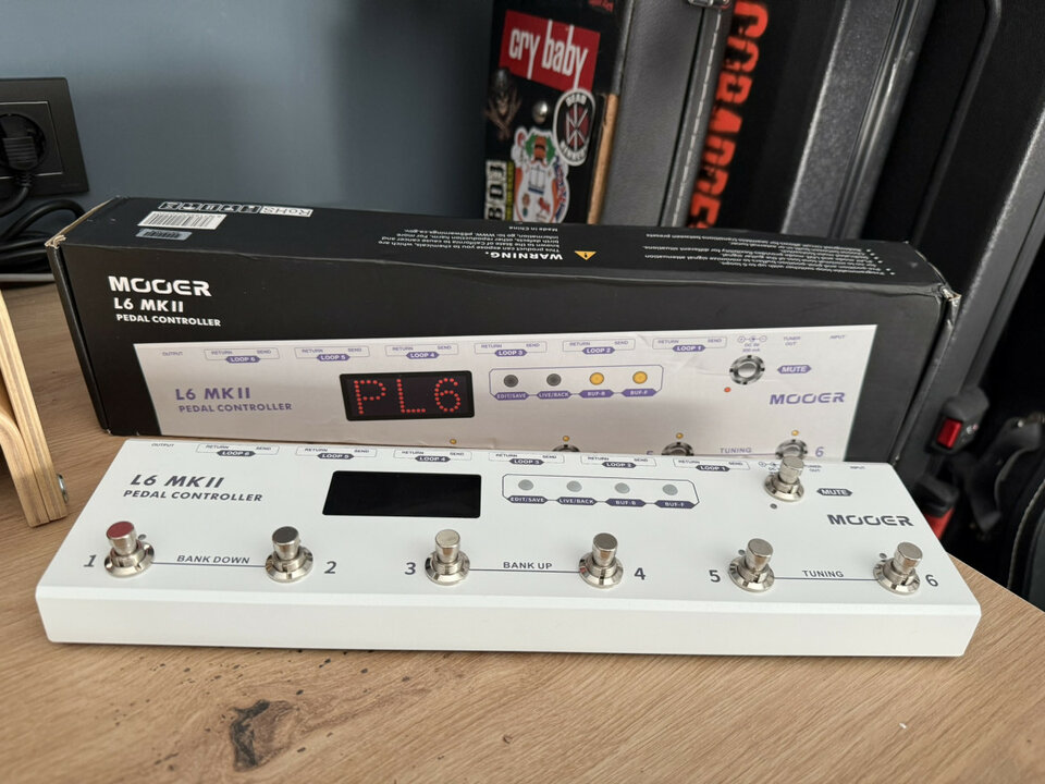 Mooer L6 MKII - Pedal Controller / Switcher [VENDIDA]