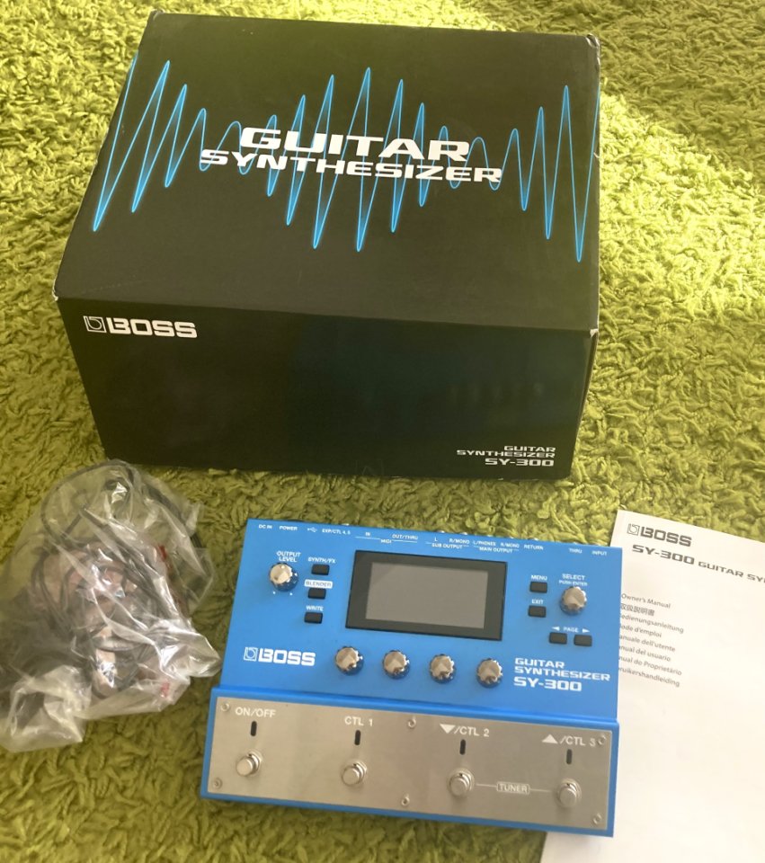 Boss SY 300 - sintetizador de guitarra