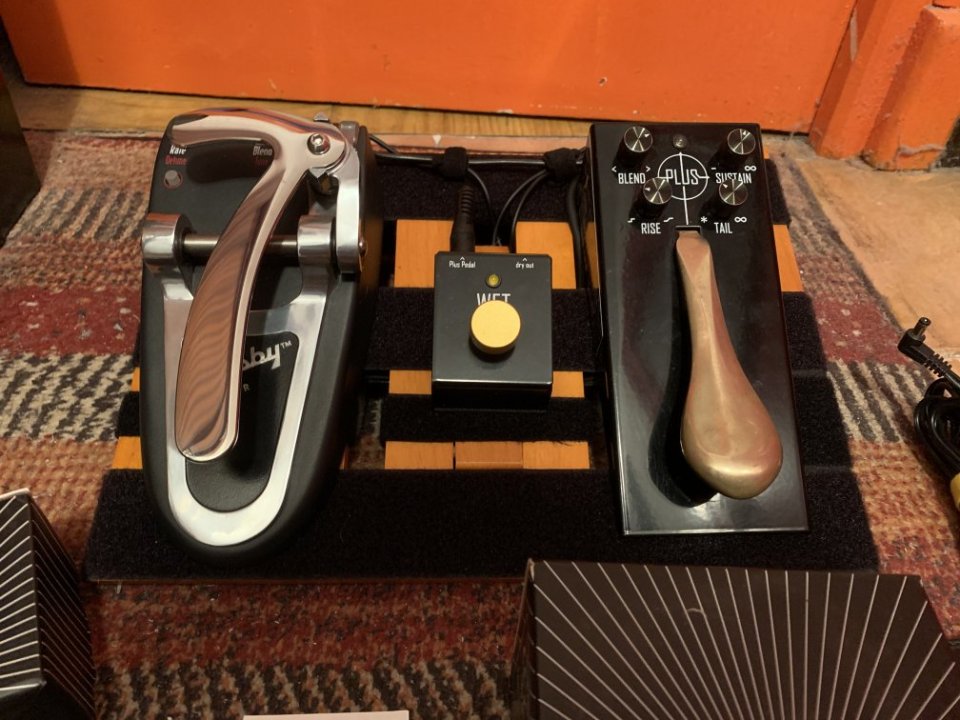 Gamechanger Audio PACK DELUXE: Bigsby + Plus + Wet Pedal/s >>> RESERVADO