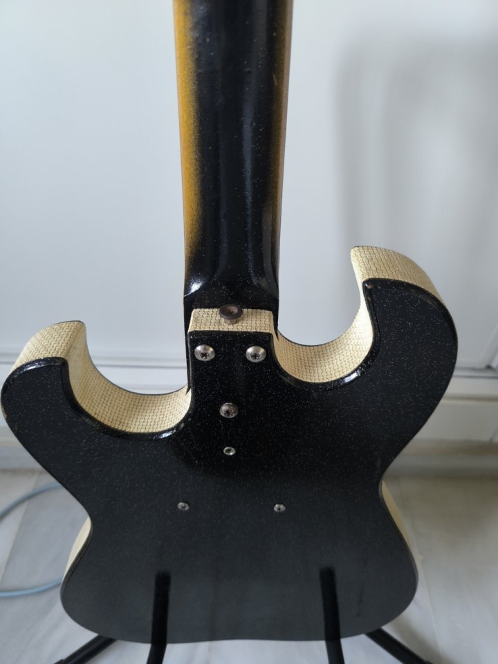 Silvertone 1448 con amp in case de segunda mano · Foto 6 de 9 · Sevilla · 1050 €