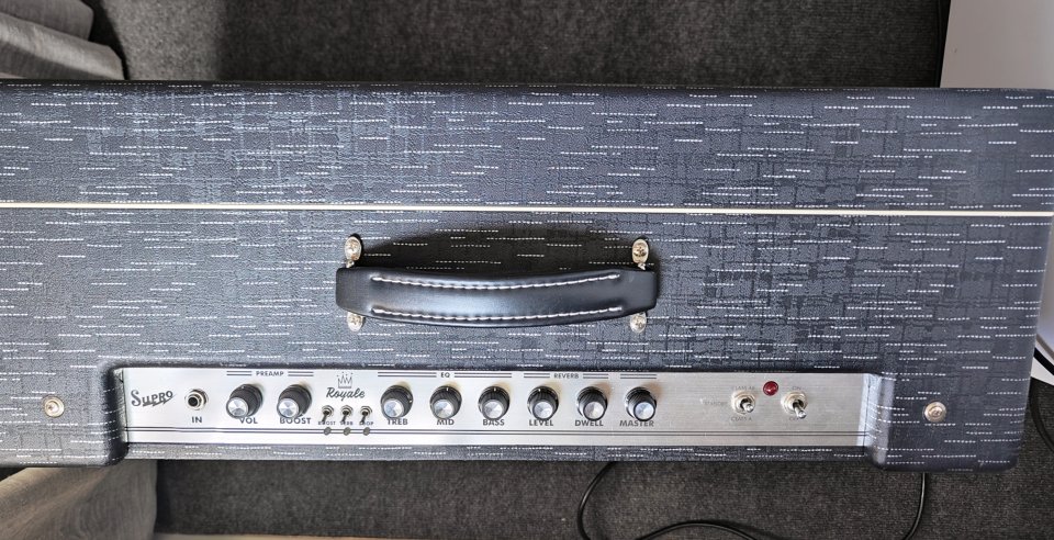 Supro Royale 2x12 1933R - Black Scandia de segunda mano · Foto 9 de 9 · Girona · 999 €