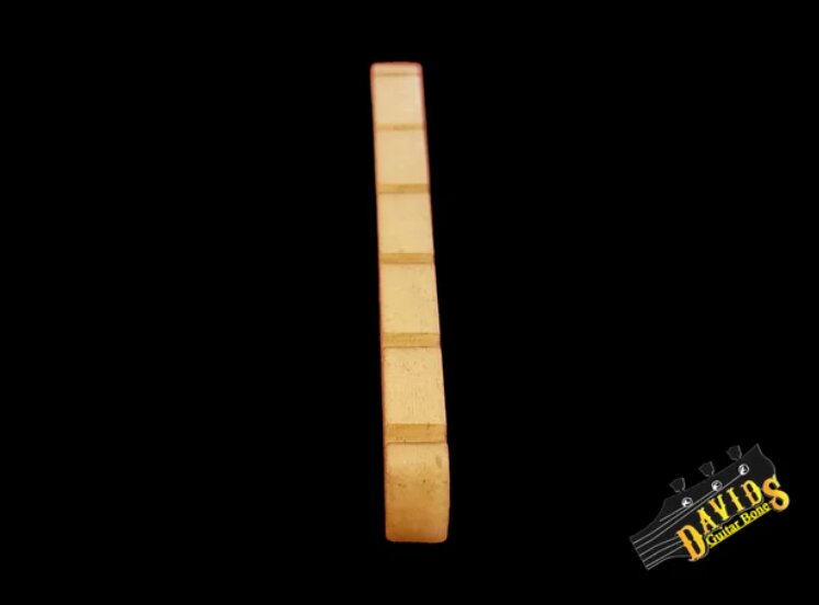 Cejuela de hueso de camello Fender Stratocaster de 7,25"