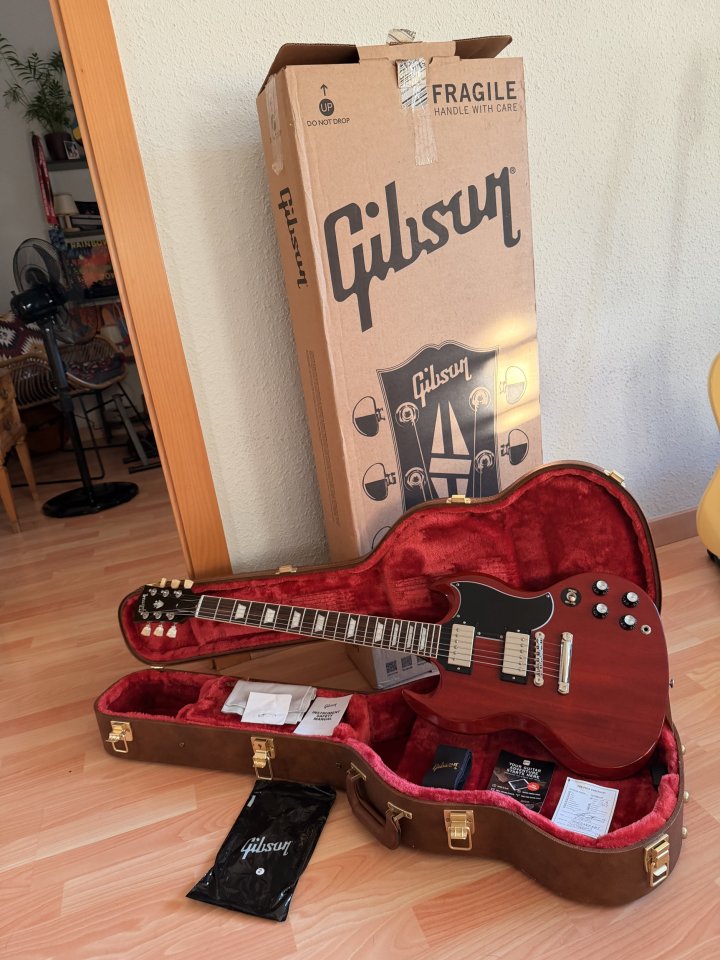Gibson SG 61’ Standard Vintage Cherry 2025 de segunda mano · Foto 3 de 9 · Barcelona · 1500 €