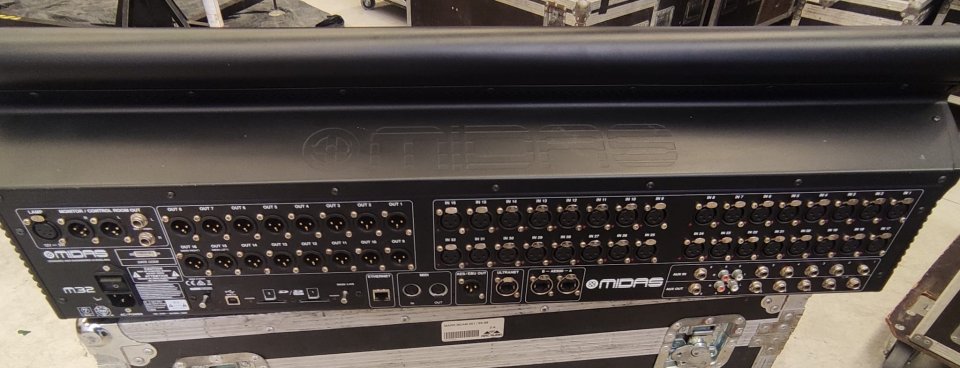 Midas M32 Live de segunda mano · Foto 2 de 2 · Alicante · 1700 €