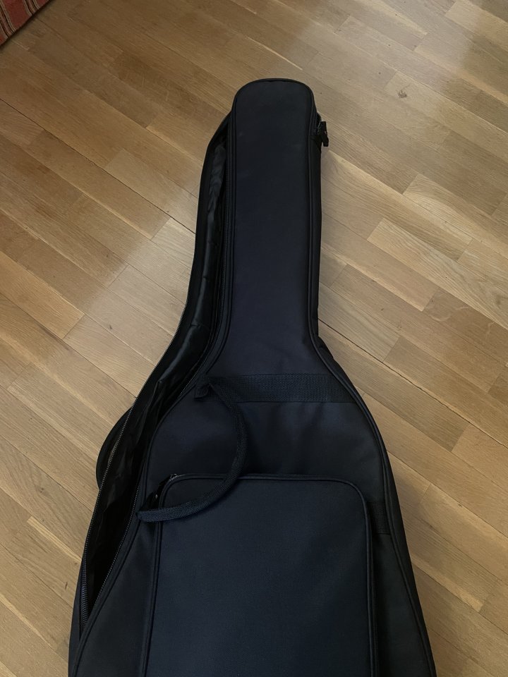 Fender cd-60sce all mahogany de segunda mano · Foto 5 de 5 · Palencia · 180 €
