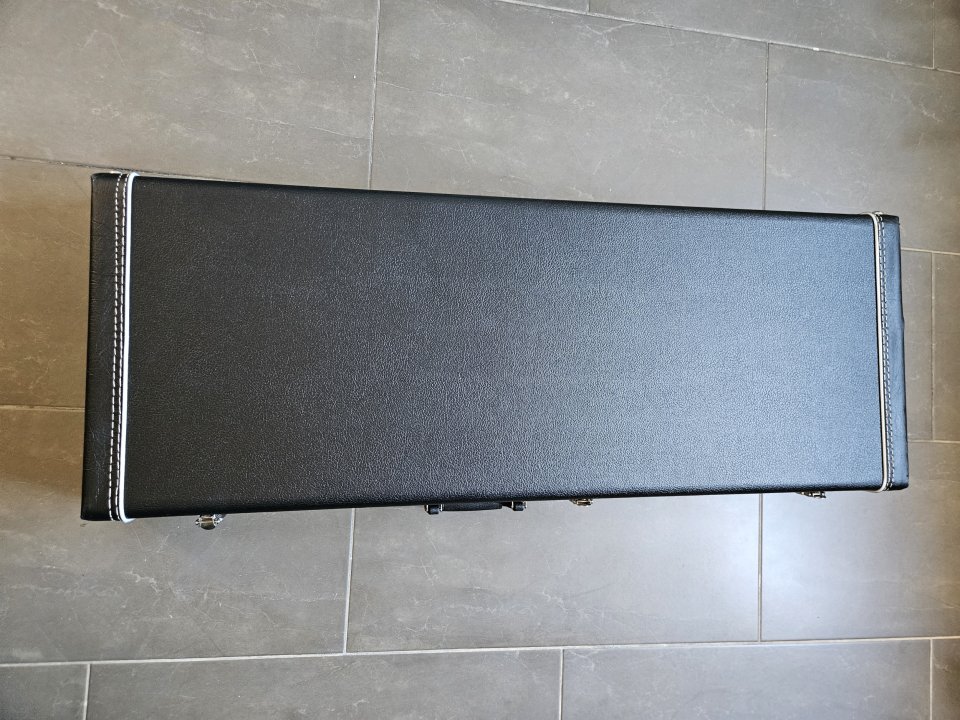Estuche PRS Multifit case original (modelos ST) de segunda mano · Foto 1 de 8 · Barcelona · 175 €