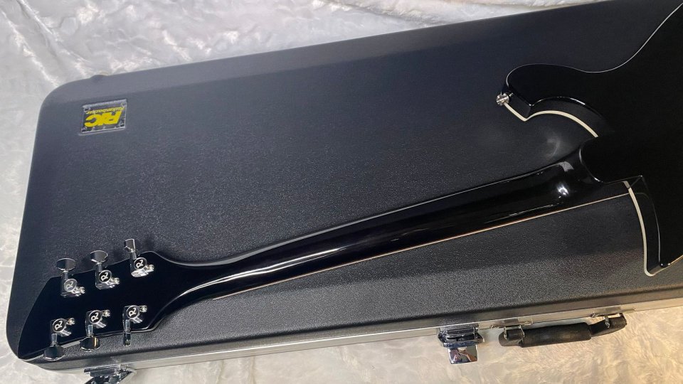 Rickenbacker 620 Jetglo 2026. Nueva sin estrenar de segunda mano · Foto 5 de 5 · Madrid · 2250 €