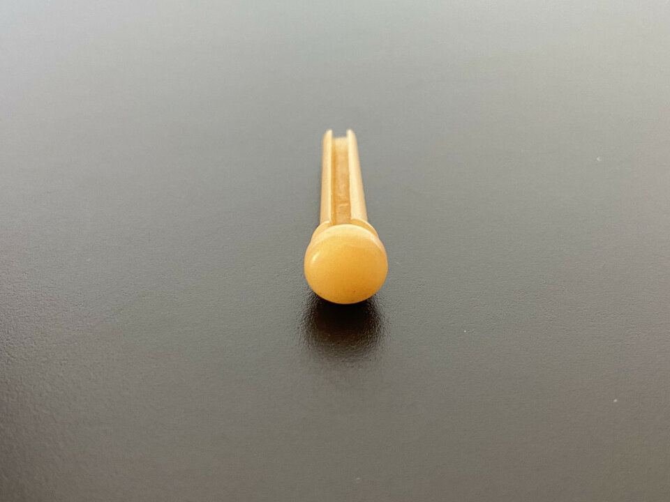 Pins de guitarra folk de hueso de camello envejecido