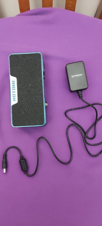 Pedal Hotone Soul Press II + adaptador 9v 0,3 ma