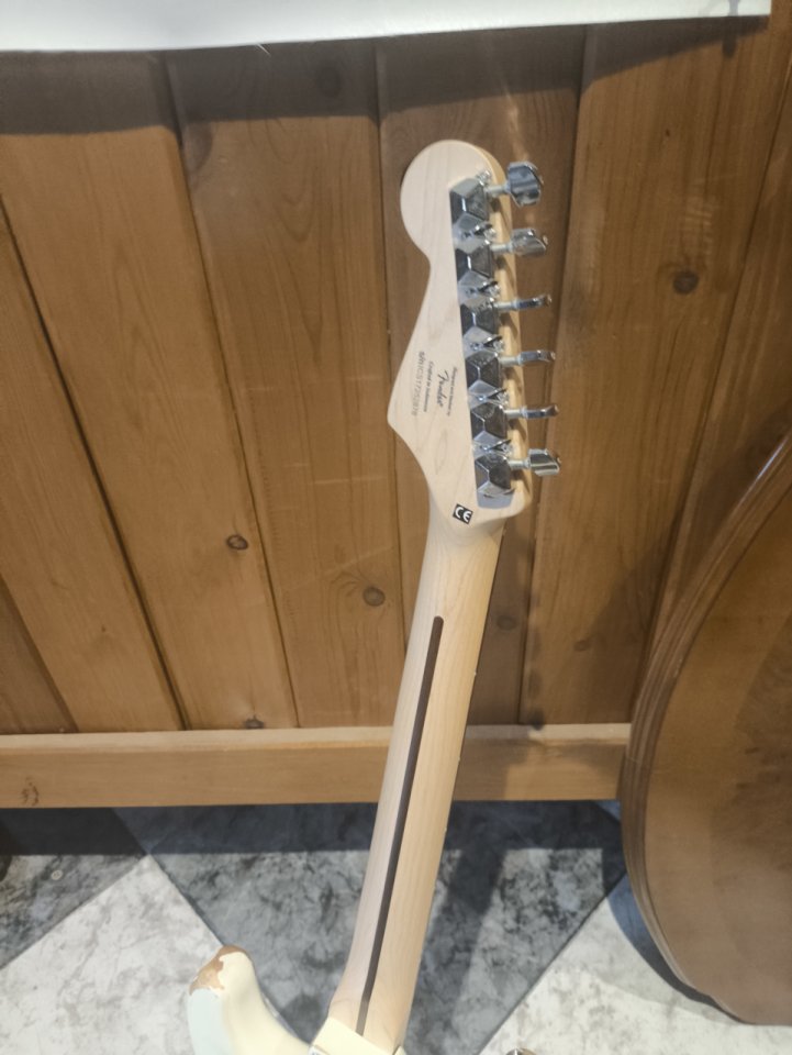 Partcaster Cuerpo Relic, electrónica Squier classic vibe 50s, Mastil bullet de segunda mano · Foto 3 de 7 · Cáceres · 320 €