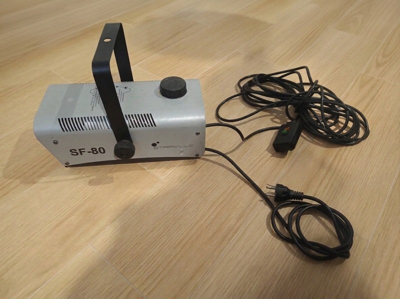 Máquina de humo Stairville SF-80 - Para reparar o piezas de segunda mano · Foto 2 de 6 · Cantabria · 30 €
