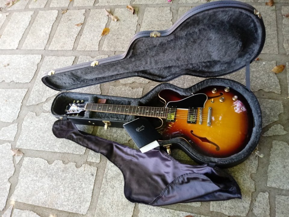 Gibson Custom 50th Anniversary ES-335TD 1960 de segunda mano · Foto 2 de 10 · A Coruña · 4250 €