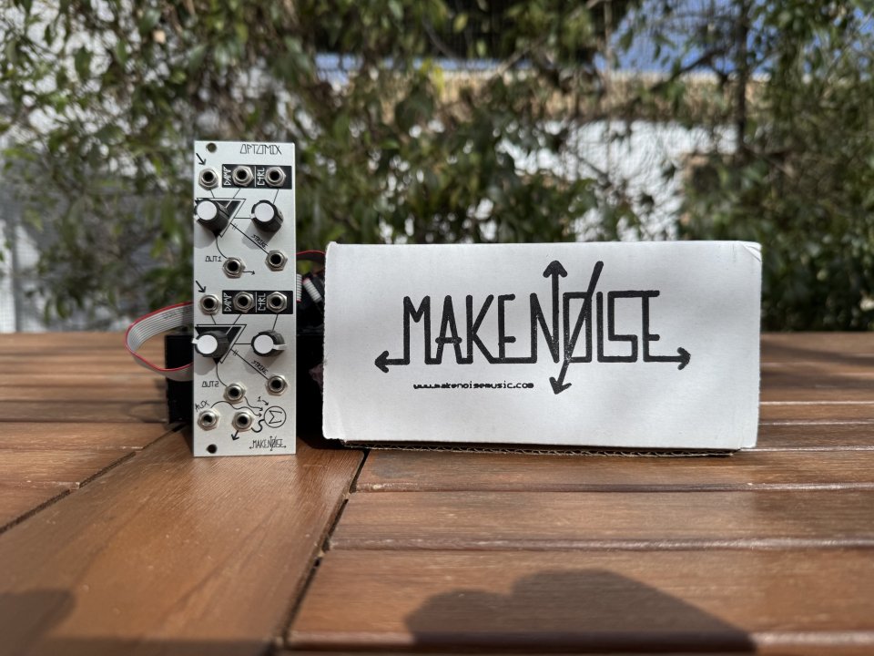 Make Noise Optomix (LPG doble con vactrols, 8 HP) de segunda mano · Sevilla · 185 €