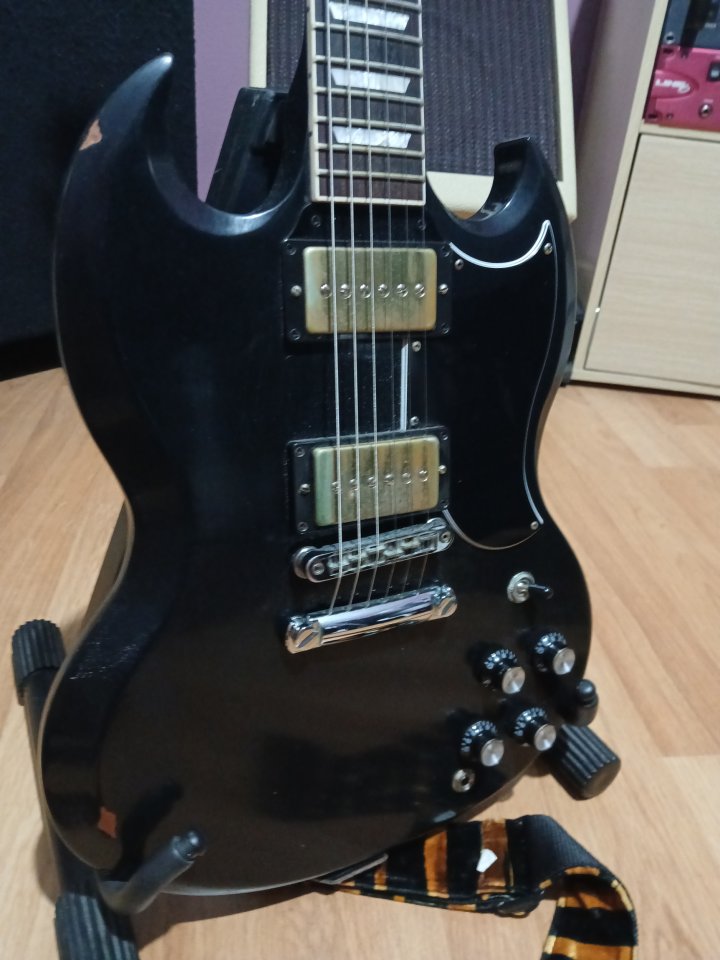 GIBSON SG ESTÁNDAR 2018
