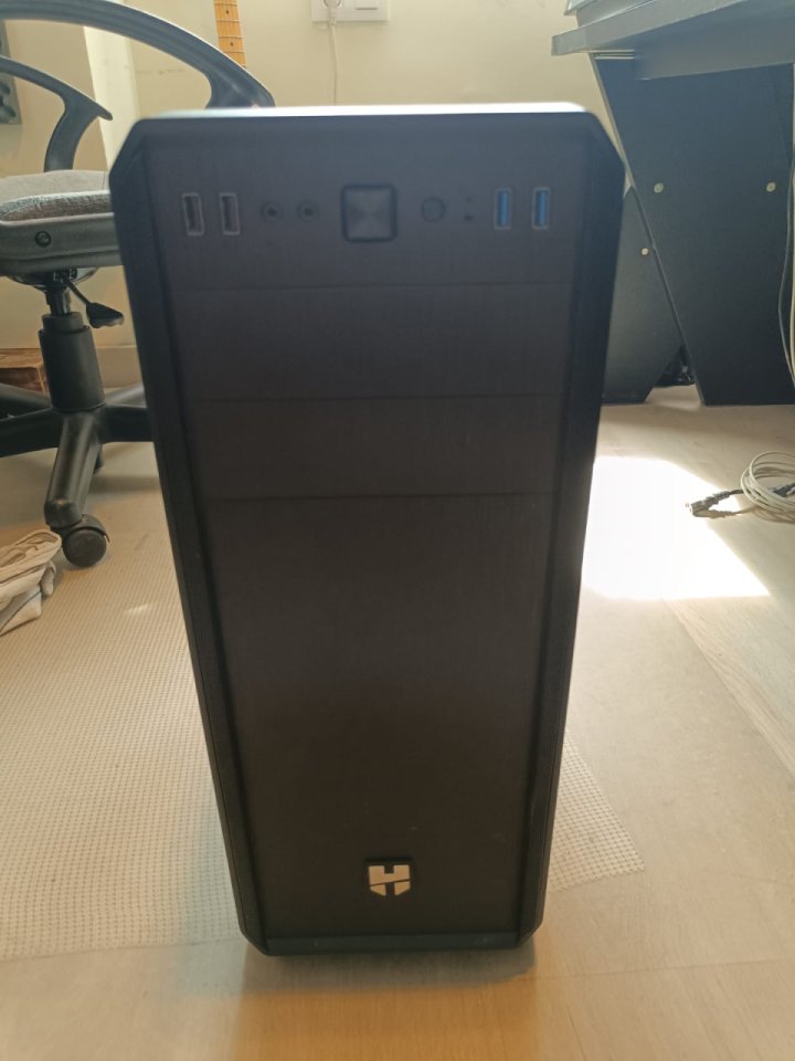 Ordenador Intel 10900K 64GB Ram Rx580 8Gb de segunda mano · Foto 10 de 10 · Madrid · 850 €