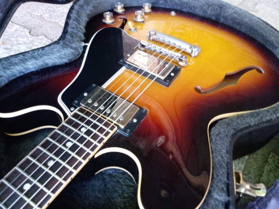 Gibson Custom 50th Anniversary ES-335TD 1960 de segunda mano · Foto 3 de 10 · A Coruña · 4250 €