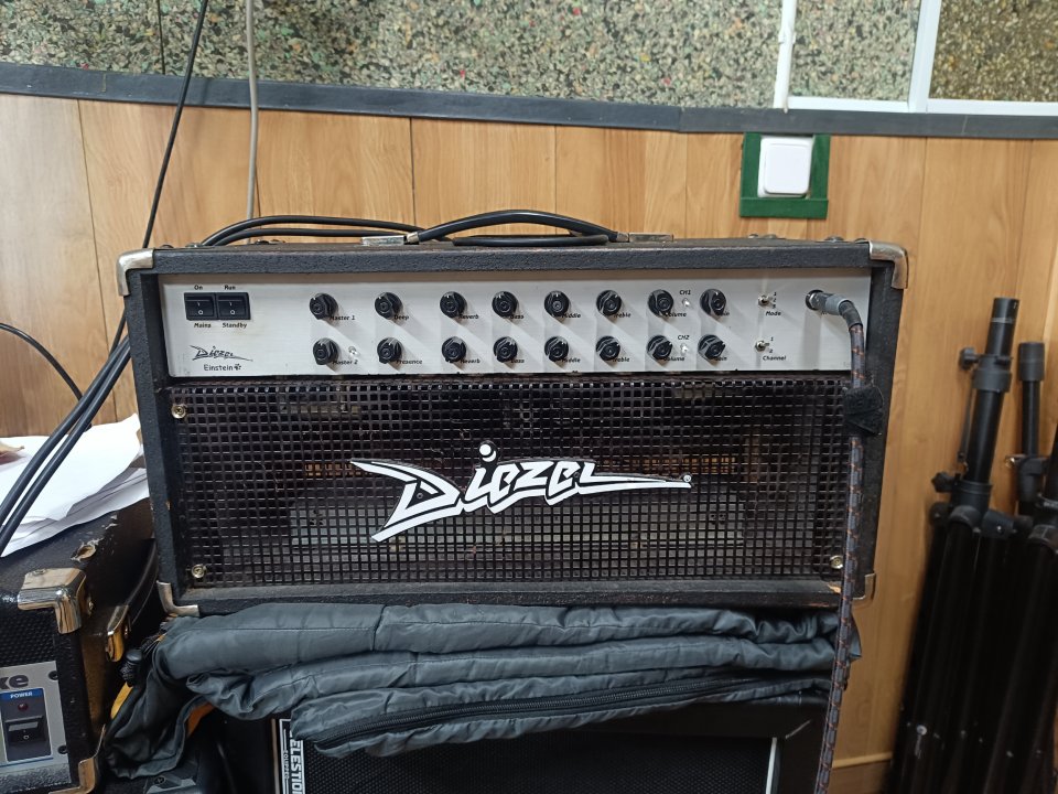 diezel einstein 50w cabezal