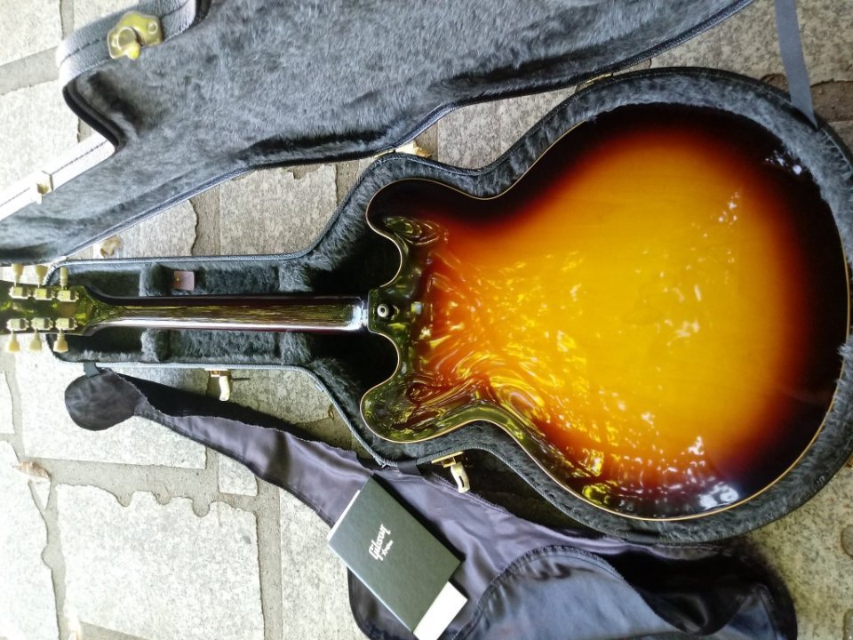 Gibson Custom 50th Anniversary ES-335TD 1960 de segunda mano · Foto 5 de 10 · A Coruña · 4250 €