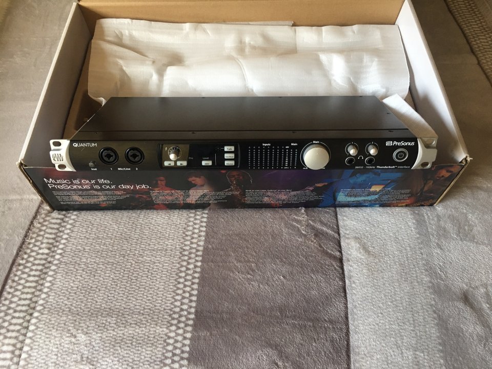 Presonus Quantum 26x32 Thunderbolt 2 "Oferta 480€ solo hasta el 2-2-2026"