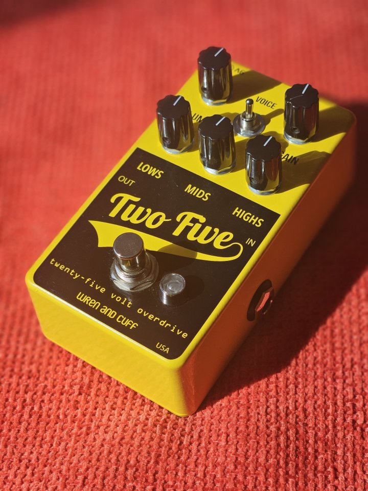 Wren and cuff Two Five Overdrive de segunda mano · Foto 5 de 9 · Alicante · 175 €