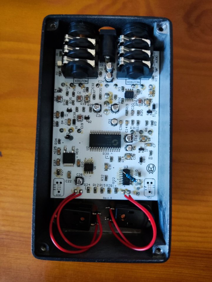 Pedal Reverb Clon SLO Walrus Audio (Xiao)