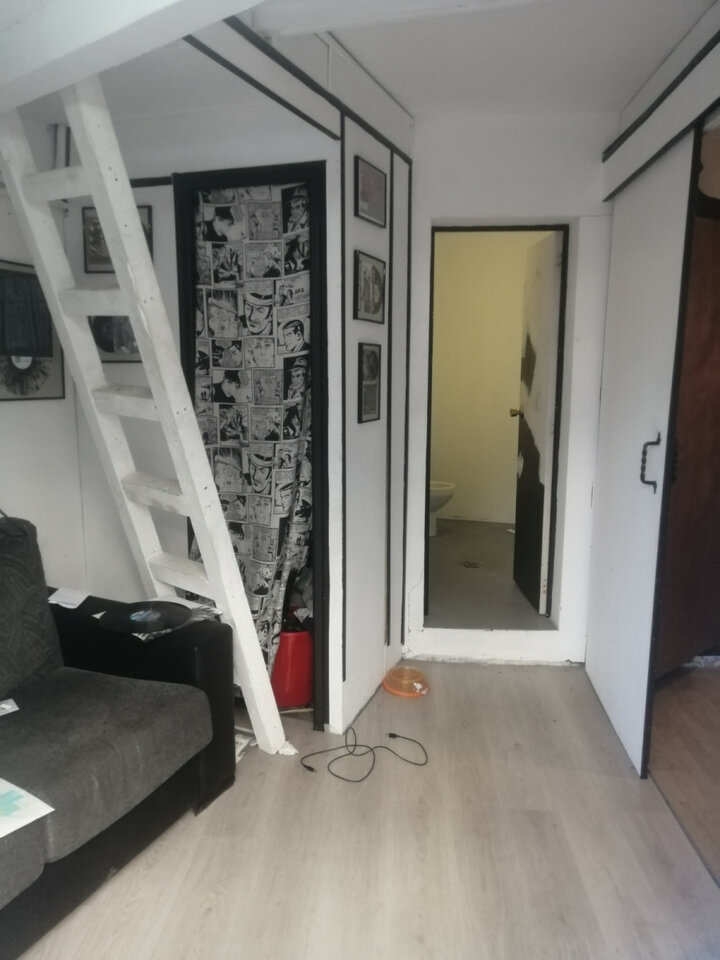 Se vende local preparado como estudio de grabación y sala de ensayo en Vigo