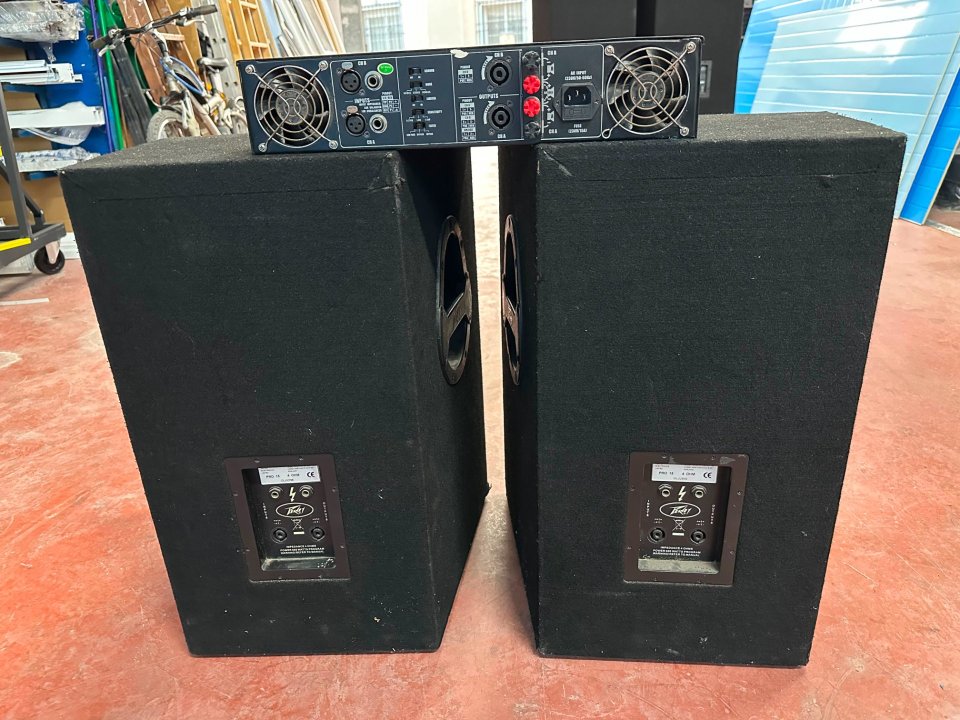 Equipo sonido 1200W de segunda mano · Foto 3 de 3 · Murcia · 650 €