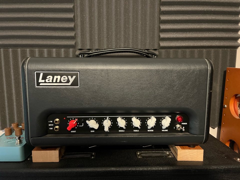 Laney Cub Head 15 de segunda mano · Foto 3 de 4 · A Coruña · 270 €