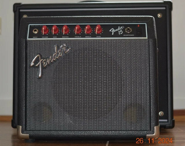 Amplificador de guitarra Fender 15